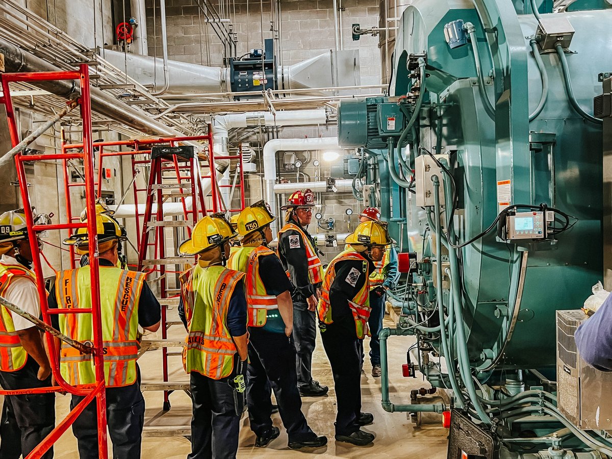 MWHConstructors's tweet photo. Part of a strong safety program and culture is open communication and emergency readiness with community first responders. Last month, we led a tour of our TRA project for the @dfrincidents #SafetyFirstAtMWH #emergencyprepareness #firstresponders https://t.co/k1HUT4U12N