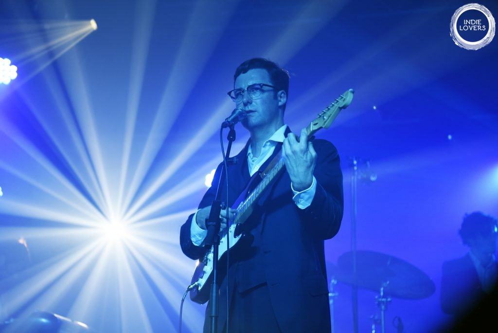 indieloversm's tweet photo. .@nickwaterhouse fue de menos a más anoche en @RazzmatazzClubs 2, en un show tristemente marcado por el escaso respeto de buena parte del público. Antes, #IanKay nos regaló un fantástico set. Crónica, fotogalería y setlists completos, ya en la web! https://t.co/QTlbcfHsdo https://t.co/t7OBbNQlhf