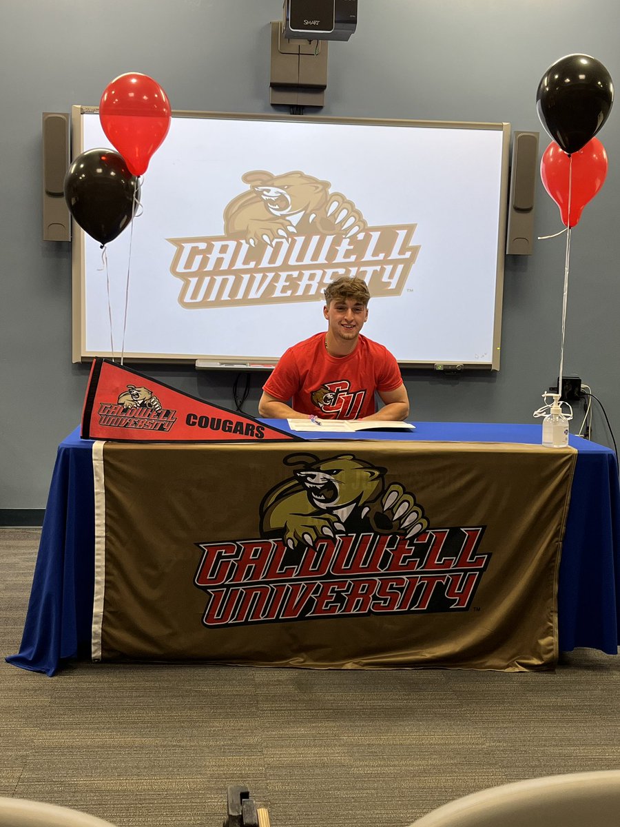 WallingtonFB's tweet photo. Signing day for the Panthers playing at the next level!

Billy Ricci (QB) - William Paterson 

Collin Cassanelli (WR) - Caldwell https://t.co/upRTzONT6L