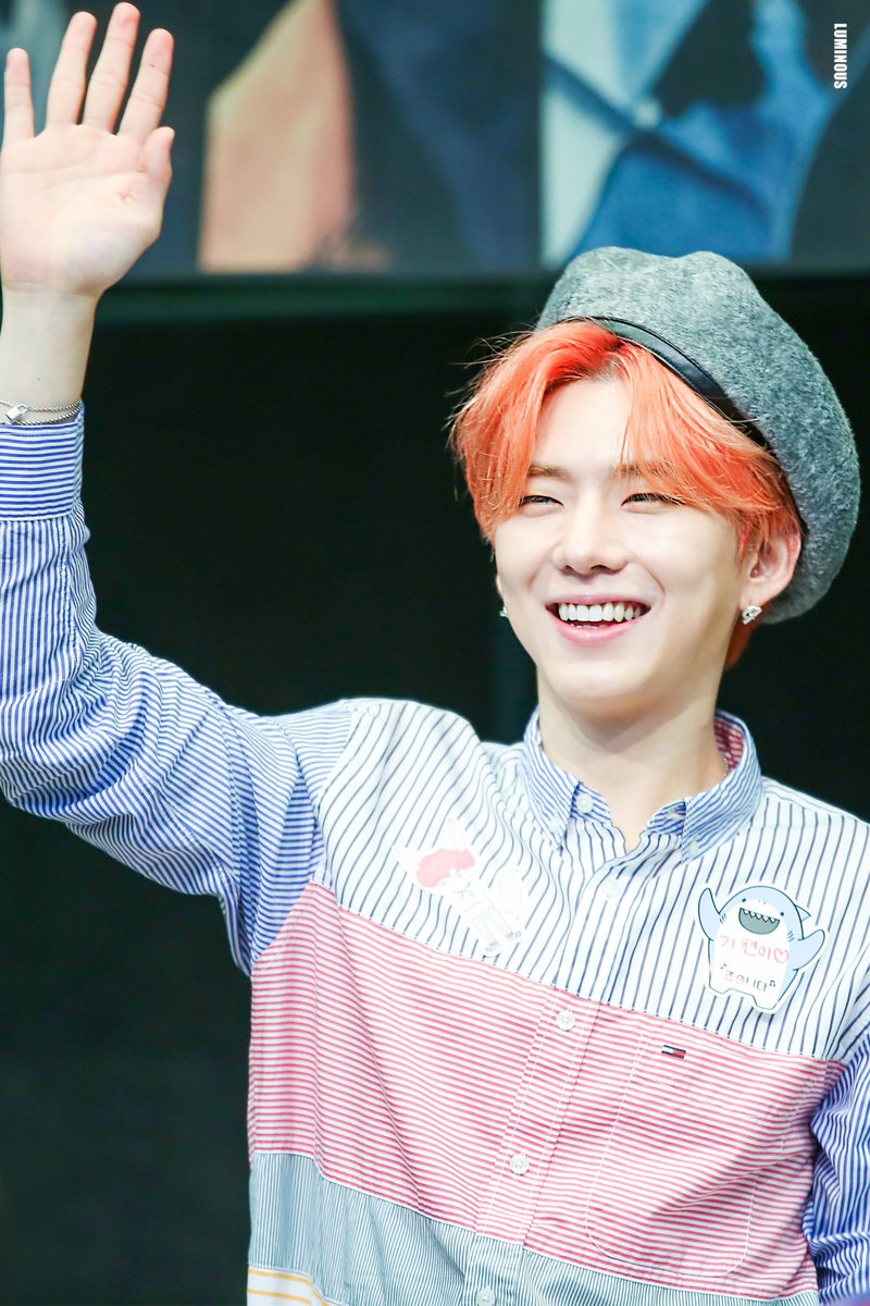timetokh's tweet photo. 180512 인천 팬싸

#기현 #KIHYUN #몬스타엑스 #MONSTA_X https://t.co/MCxz7P6Ymj
