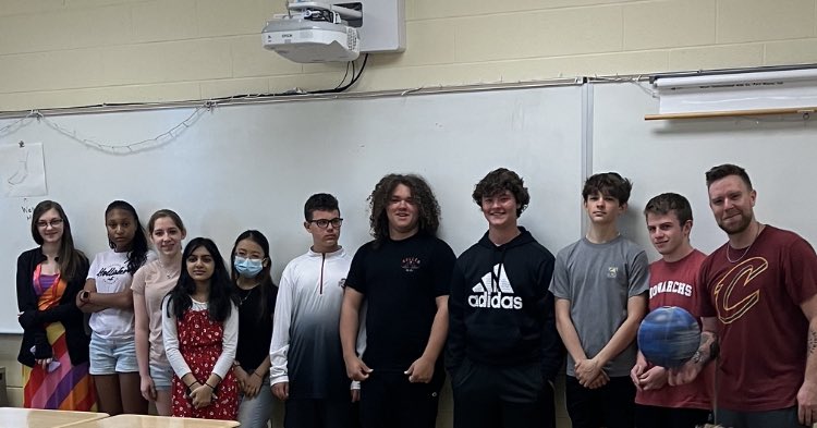 Thank to <a href="/MarysvilleEVSD/">Marysville Schools</a> and Bunsold Middle School for inviting me to speak and perform for the 8th grade class. Marysville School District is on the cutting edge of education and innovation.