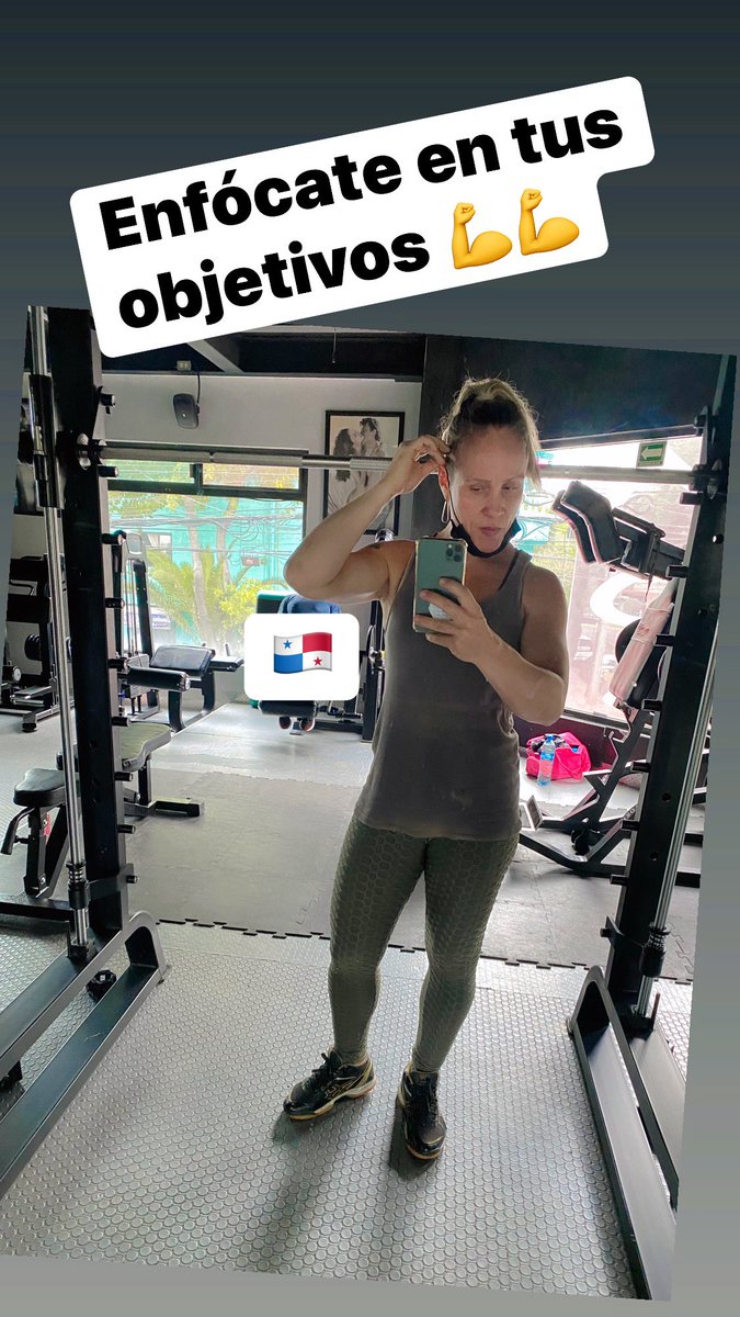 dalyscaribenaaa's tweet photo. MIÉRCOLES 💪💪un objetivo personal es tuyo no es x nada no x nadie, y cuando se vuelve estilo de vida es imposible de dejar♥️♥️vamos a seguir mejorando 😊😊 #nadamedetiene #panameñaruda #LaMasFuerte #miscmll #campeonacmlljapon #vikingastyle #gladeadora #ESNSportNutrition https://t.co/PX3b2hOtnf