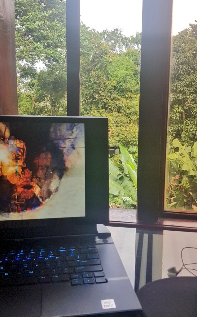 LauraRoldanj1's tweet photo. Good morning #nftfam!!
#workingwithaview
#nomadesdigitales #digitalnomad https://t.co/PnQ9sfJsWK
