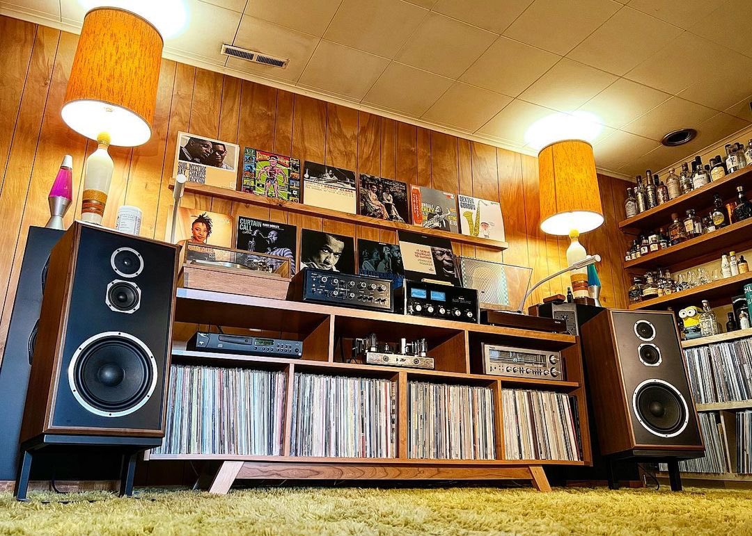 KLH Audio tweet media