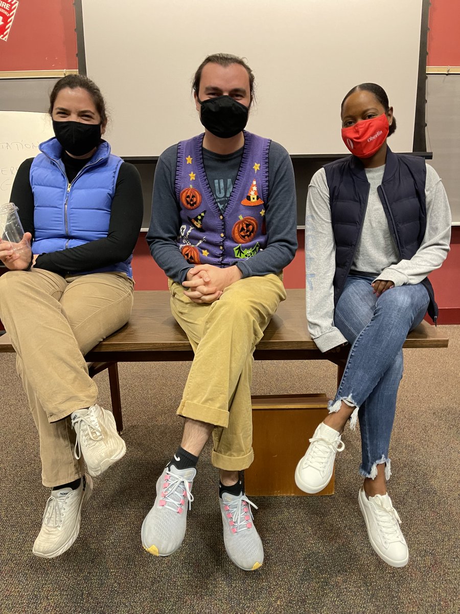OberlinPAL's tweet photo. The real question: does Nathan dress like the PALs or do the PALs dress like Nathan?? https://t.co/Lh8lsG2D3o