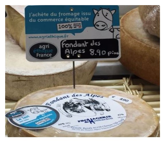 Du 7 au 22 mai, c'est la #QuinzaineDuCommerceEquitable ! 
#LeSaviezVous que la coopérative laitière des Alpes du sud est la première, en France, à s’être engagée dans la démarche @AgriEthique, en produits laitiers. Découvrez son histoire ⤵️
lacooperationagricole.coop/preuve/du-lait…
<a href="/LaCoopAgriSud/">La Coopération Agricole Sud</a>