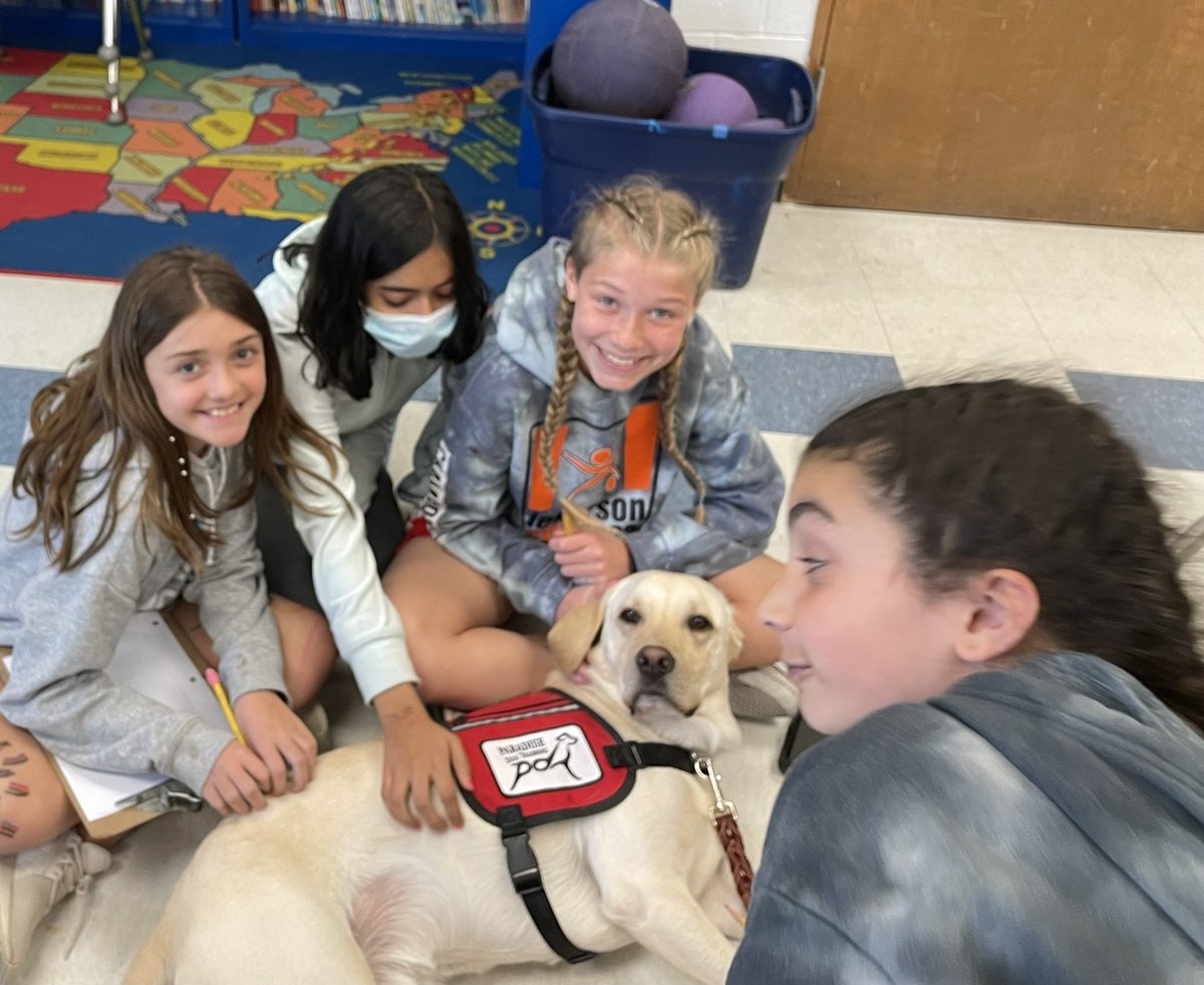 Writing with Ace. <a href="/Kieselpeeps/">Kiesel Peeps</a> <a href="/EastHills4_8/">East Hills</a>