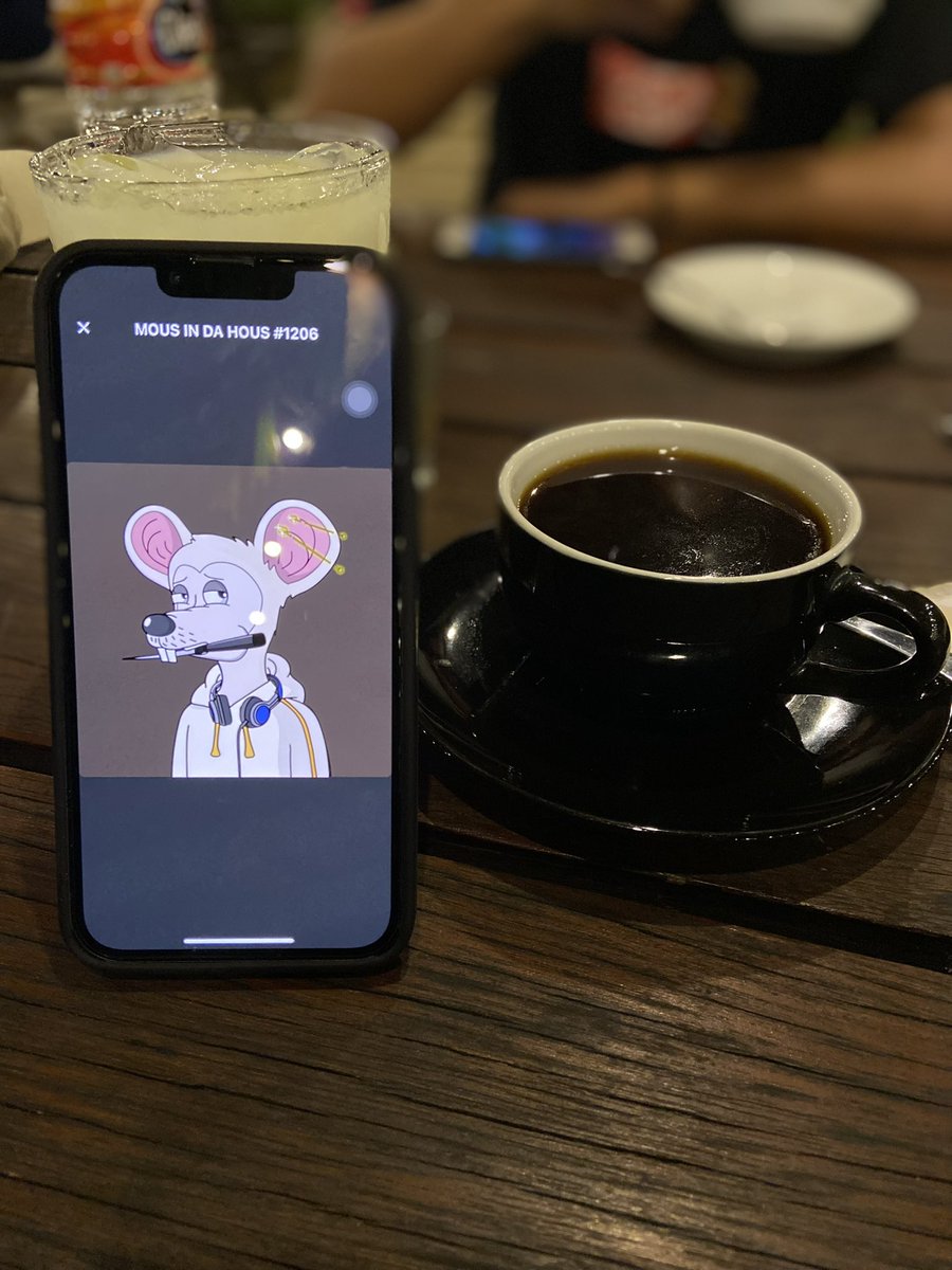 adityaarfan_'s tweet photo. Enjoy the coffee tonight mous ☕️ @MousInDaHous  
#MAGMI 
#44thstreet https://t.co/Jn2uThcY08