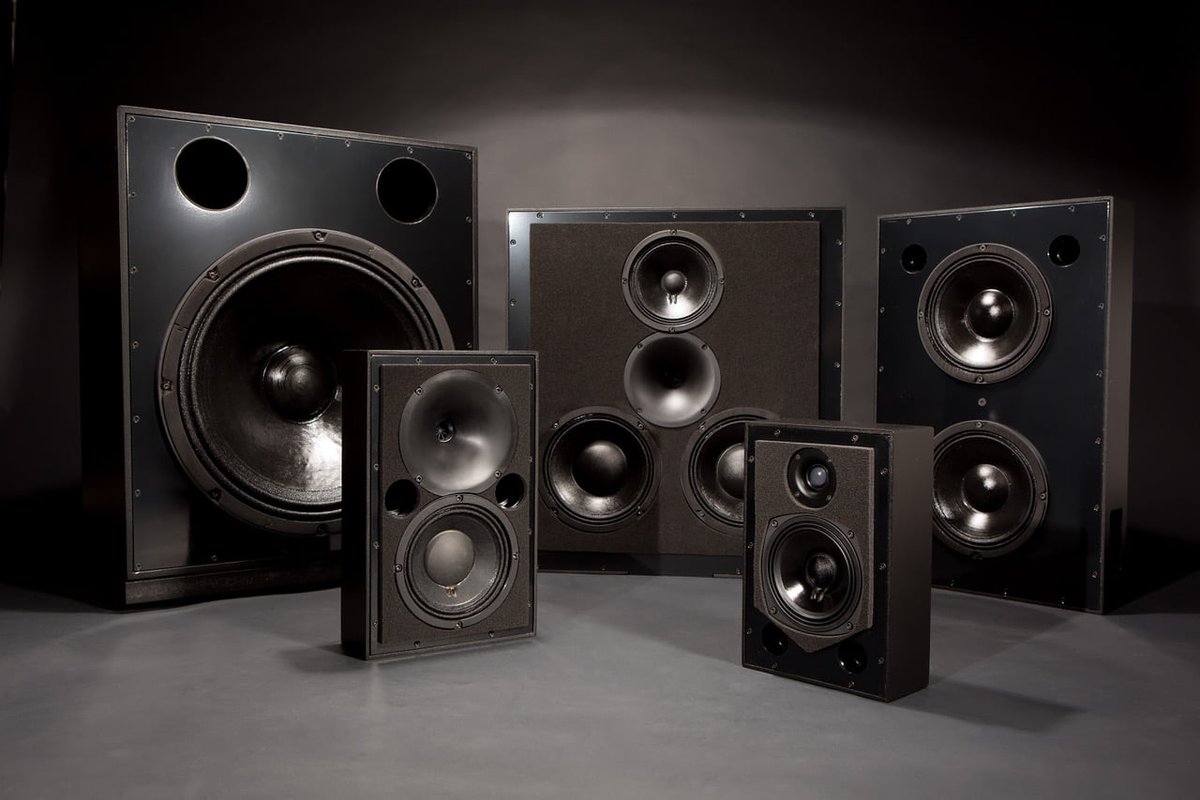 AudioExcell's tweet photo. A question we get quit often is why are our main loudspeakers “limited range” loudspeakers?
There are quite a few reasons.
The first one is that there is no inconvenient to do so, but there are some advantages:

1/2 https://t.co/Fq8aQwU0sX