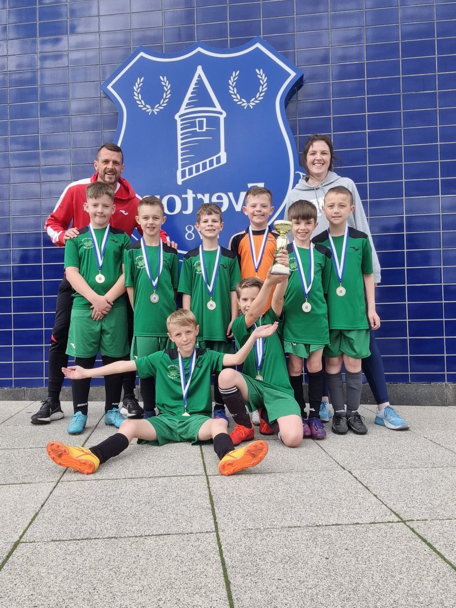 LittleSuttonCoE's tweet photo. Introducing the @Everton Academy Tournament winners! What an achievement from our Year 4 boys! https://t.co/pgtworWPuR