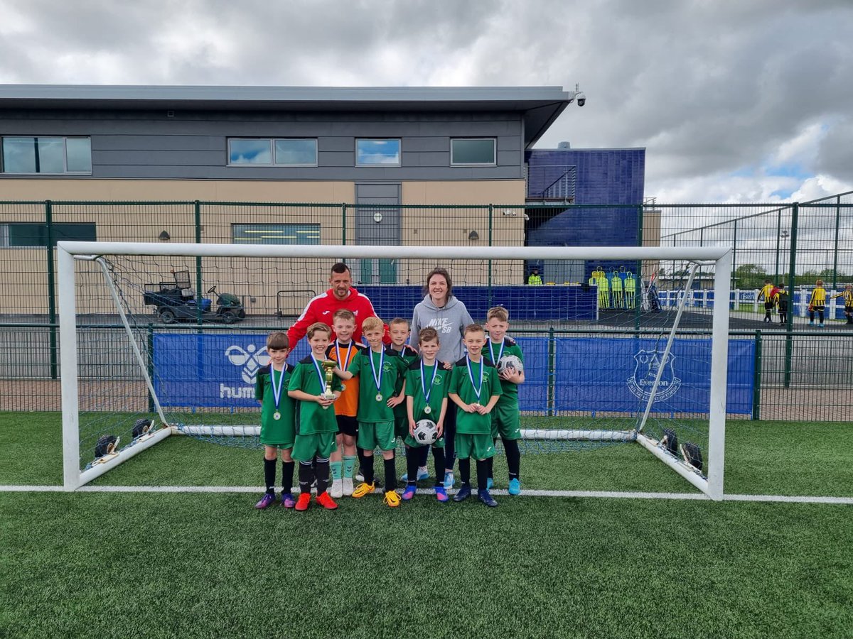 LittleSuttonCoE's tweet photo. Introducing the @Everton Academy Tournament winners! What an achievement from our Year 4 boys! https://t.co/pgtworWPuR