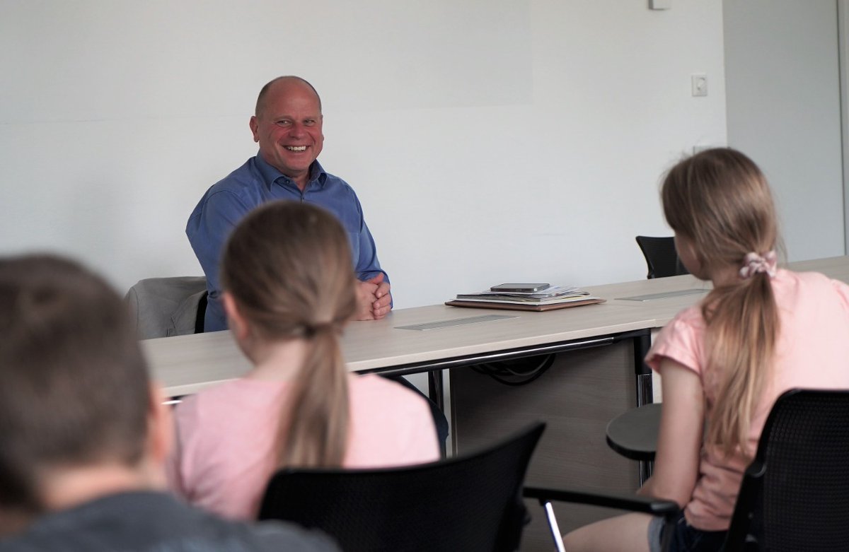 Besuch der 4. Klasse der Grundschule Jübar im Landtag von Sachsen-Anhalt #LSA