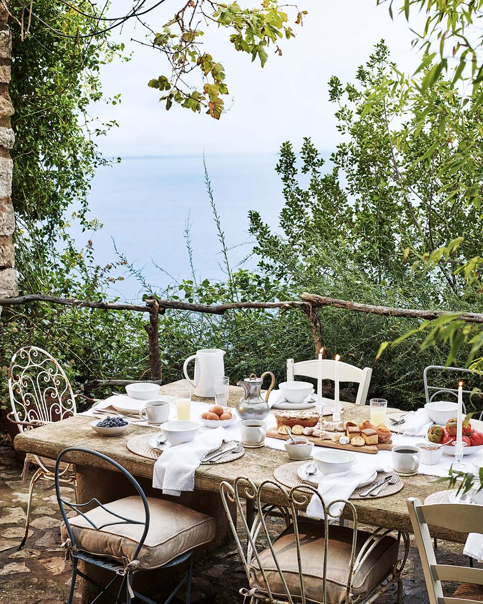 Our alfresco-dining experience won't be dampened by the British weather.  Follow the link to shop everything you need for when the sunshine returns. bit.ly/3L2FdWX