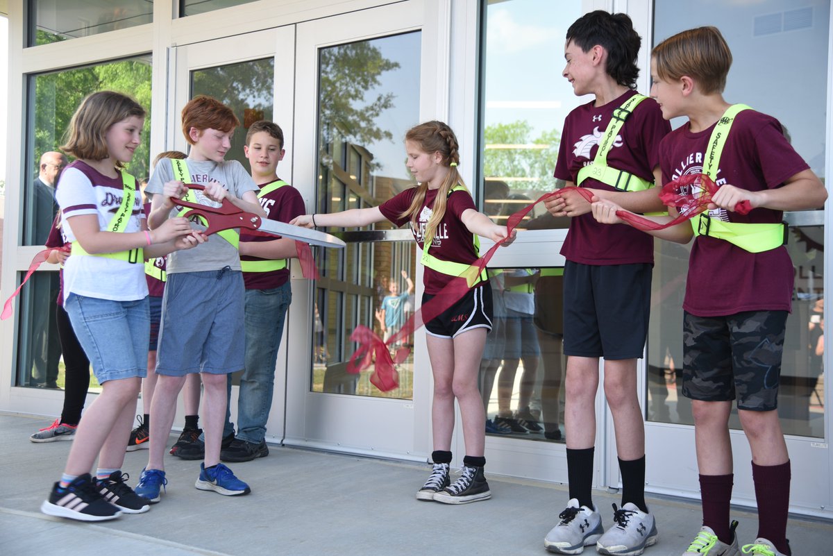 Collierville Schools tweet media