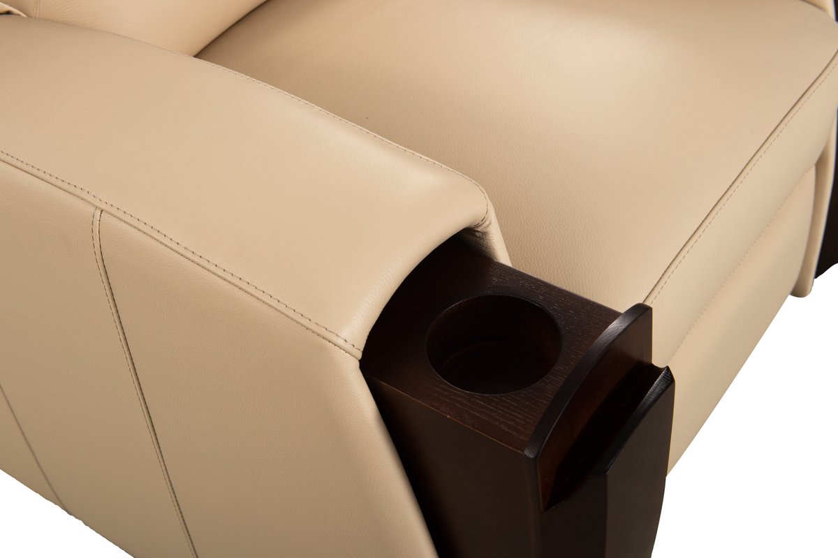 htmarket's tweet photo. Check out the https://t.co/QfT7ITk0pN close out HTDesign #theaterseating at this link, up to 20% off list price in stock https://t.co/5ijwzEKcHO https://t.co/W0a91KQiov