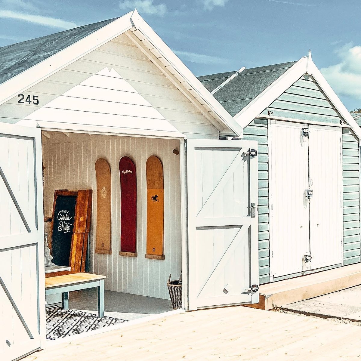 rugsdirectuk's tweet photo. This customer photo has got us looking forward to summer! βοΈ
See our range of indoor-outdoor rugs https://t.co/EWld5eDVNJ
#Repost @coolcoastalhuts #BeachHut #UKCoasts #ByTheSeaside #OutdoorRug #RugsUK https://t.co/2fXQwvPVwl