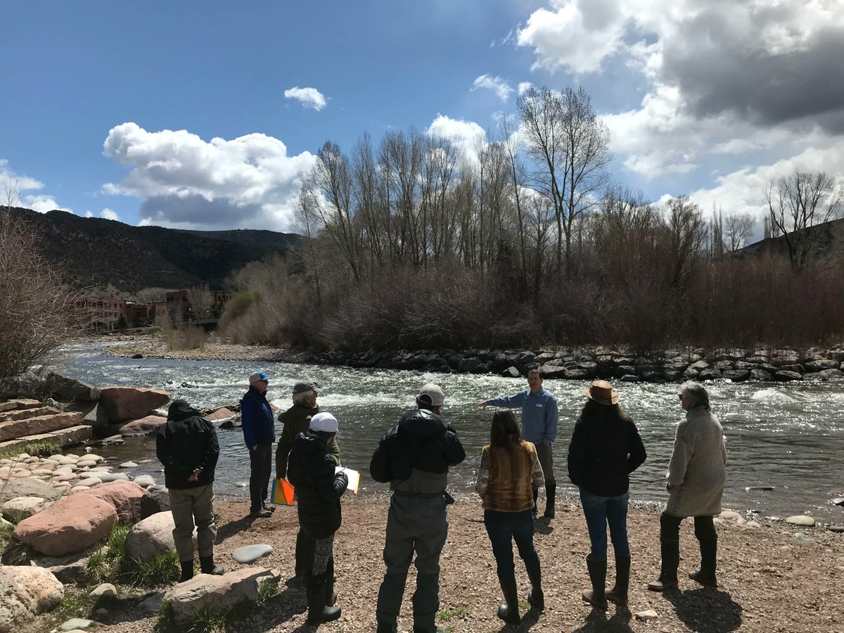 RiverWatchCO's tweet photo. A huge thanks to our friends over at @rfconservancy for hosting a successful one day training in Basalt! Volunteers who participated were able to refine their River Watch knowledge and have some fun while doing it! #citizenscience https://t.co/uuhJd0B6nx