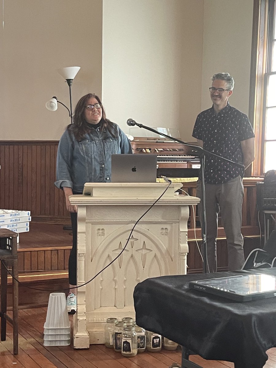GailZahtz's tweet photo. My online interactions for years couldn’t prepare me for the awesomeness that is ⁦@ProfAmyE⁩ #Cinderblocks22 https://t.co/g2q1UAJYRw