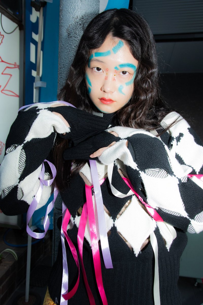 _m339_'s tweet photo. hair makeup by me @_m339_ 
stylist @yuri_nosho 
#makeup #fashion #creative #art https://t.co/Z1dOcZzByK
