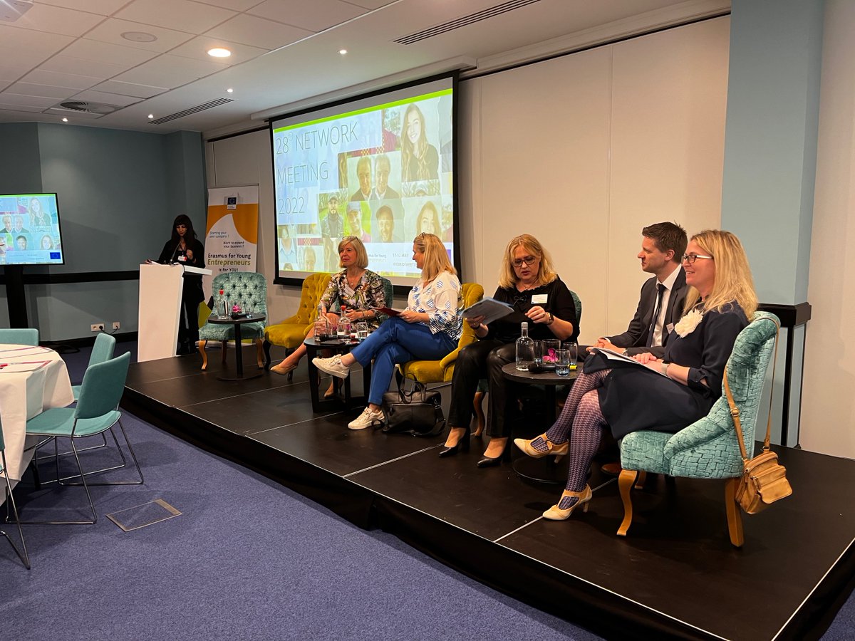 Eurochambres's tweet photo. As #supportoffice of @EYEprogramme, we're organising the #EYE Network Meeting on 11 &amp; 12 May, focusing on programme development &amp; support for #Ukraine. Since the start of the war, the participation of young #Ukrainianentrepreneurs in the programme has increased by 580%.
#EYENM https://t.co/zr9r8sAFij
