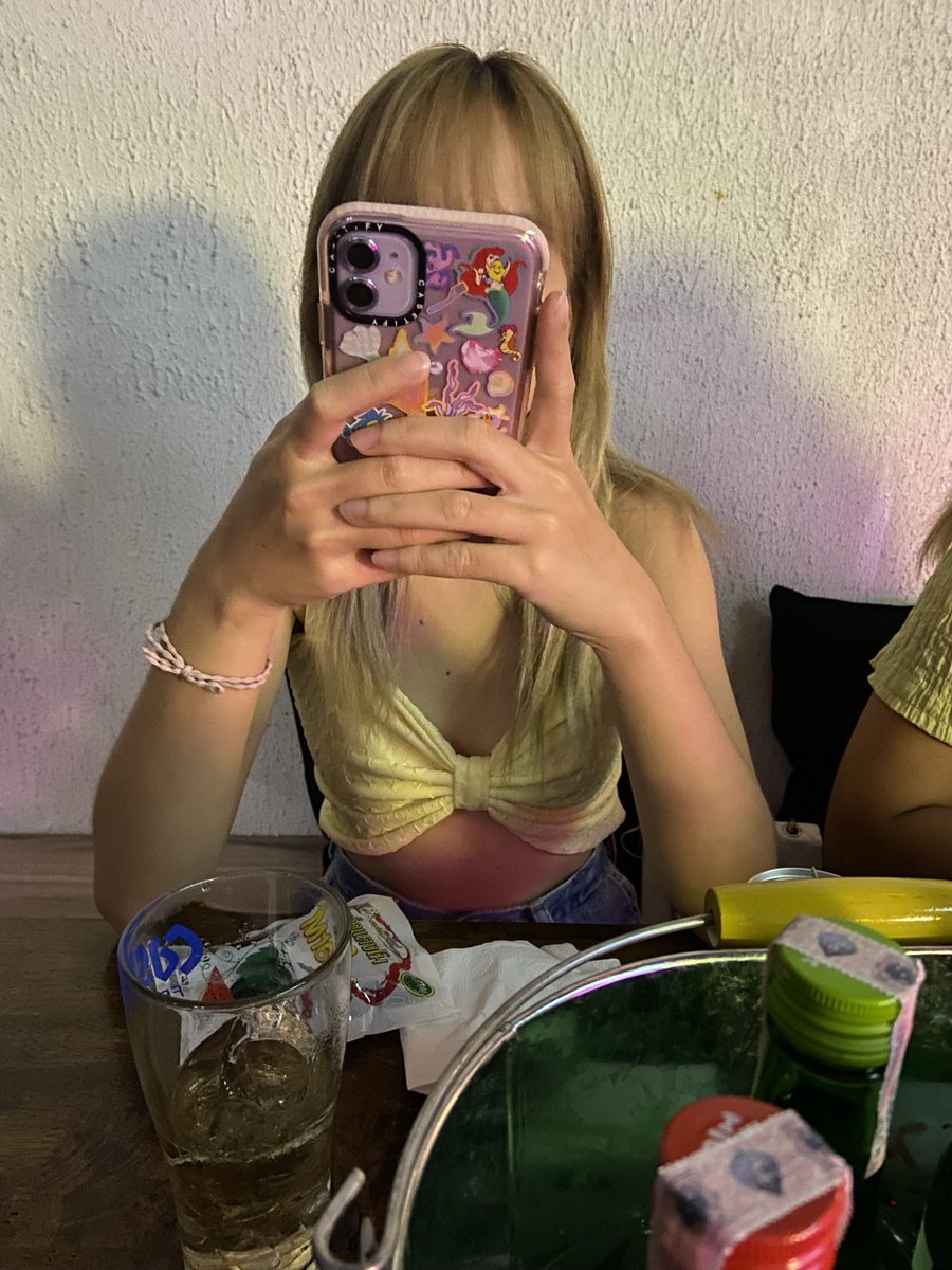 amyb1390zz's tweet photo. First hangout W/Beam at MeSoulBKK on 6 May 2022 

I’m drunk!! Hahaha https://t.co/UZ6ul7cHOH