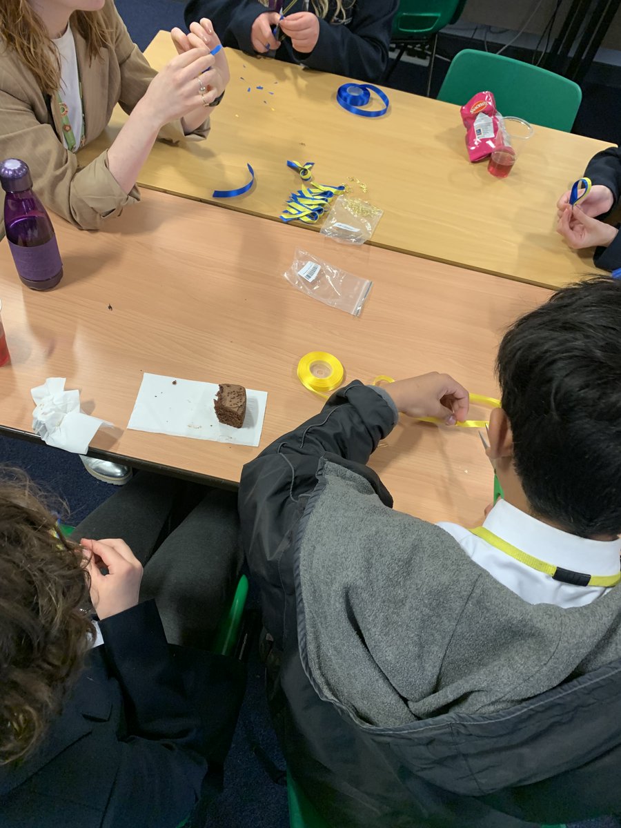 A fabulous after school session with our Growth fundraising committee, making ribbon badges in support of Ukraine. They will be sold in school next week at breaks and lunches to raise money for Ukrainian refugees.