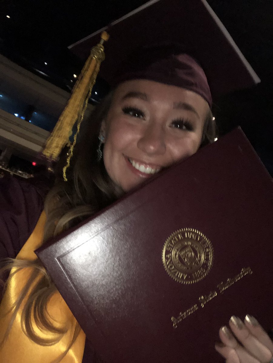 MSmithMagic's tweet photo. In more exciting news... I graduated college last night with a bachelors degree in Sports Journalism from @Cronkite_ASU. So grateful for all the amazing people I met along this journey and I am so proud of everyone who graduated with me last night! ✨🎓🥂

#ASUgrad #CronkiteGrad https://t.co/3VNPe3jPlF