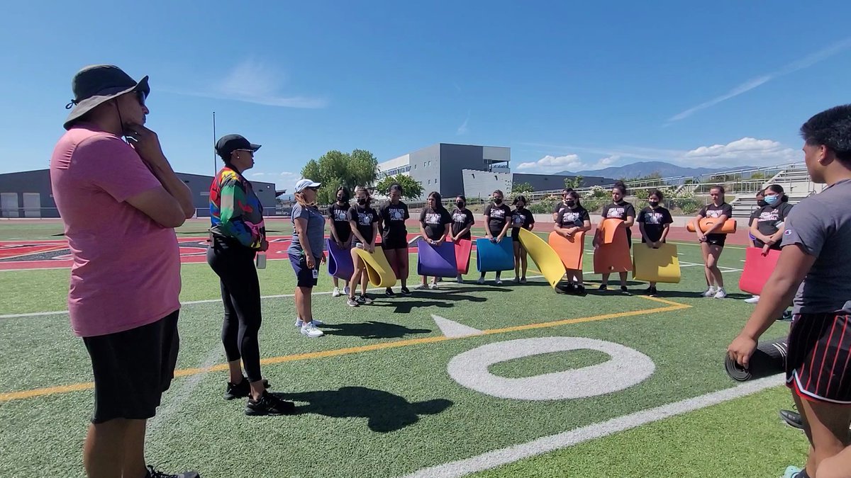 Most athletes want to be good. Do you have what it takes to be great? #track #conditioning #sweat #heat 
<a href="/JustCoachPhill/">CoachPhill</a> <a href="/SierraVista_ASB/">Sierra Vista High School</a> <a href="/SVDonsFootball/">Sierra Vista Football</a> <a href="/SVDonsFootball/">Sierra Vista Football</a> <a href="/RobynReclusado/">Robyn Reclusado-Garcia</a> <a href="/CoachSanchez31/">Coach Sanchez31</a> <a href="/t0mmy03/">trsII</a> <a href="/SunabeIrene/">Irene Sunabe</a>