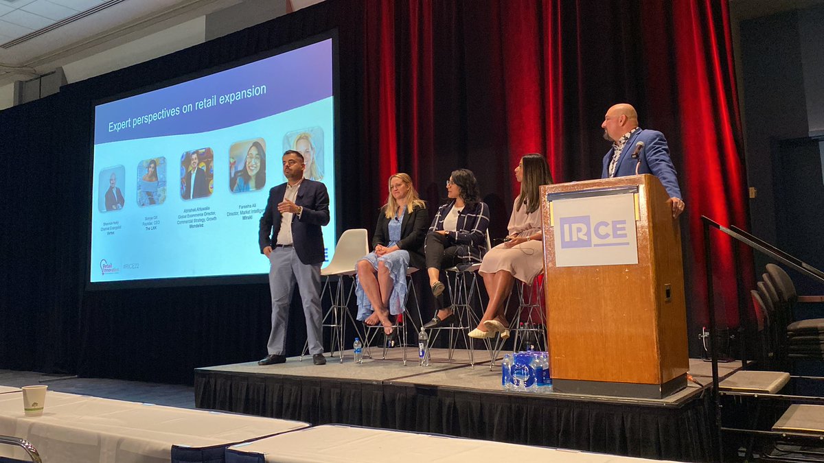 TheMerchantLife's tweet photo. Next up! @SonyaGillSocial talking new perspectives on global growth trends! @RetailInnovate #RICE2022 

Our very own Raj Dhiman kicked off the track 👏🏽👏🏽👏🏽 https://t.co/YKRSAX8aD7