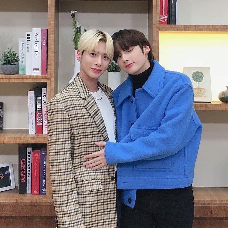 beomgyuflower's tweet photo. noivaram casaram engravidaram pariram parabens taehyun e huening kai que historia de superaçao 👏👏👏 https://t.co/3sxVKu8Cfa