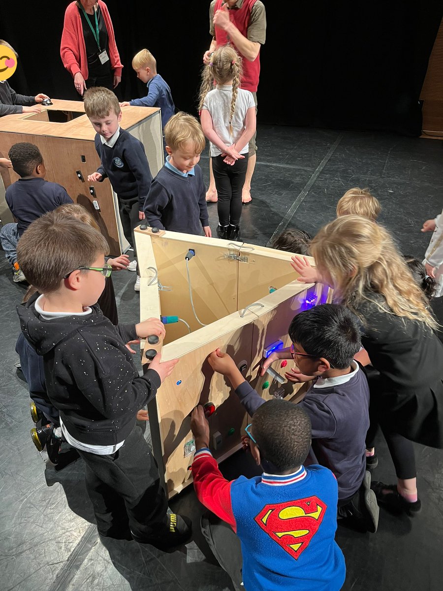 MissHallidayCVP's tweet photo. We really enjoyed our trip today! Ask us all about it. @ImaginateUK @CanalViewPSEdin https://t.co/eeDPbFPiXM