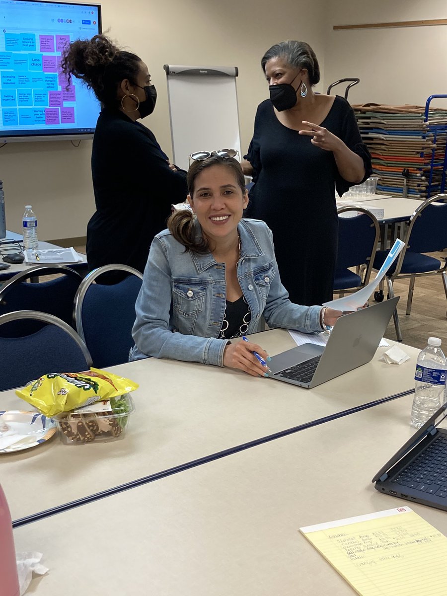 MsMaricelaR's tweet photo. Community School Liaison Training at MCPS Central Office #CSL #makingadifference #JLES #training https://t.co/ERdytoGW3V