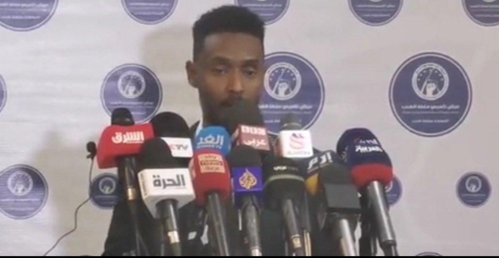 ألف مبروك للجان مقاومة الخرطوم أخيرا تم إعلان ميثاق سلطة الشعب في نسخته النهائيه الآن تبقت الخطوه الأخيره وهي الميثاق القومي ومن ثم عرضه والتوافق مع بقية قوى الثوره الأحزاب السياسيه وتجمع المهنيين ومنظمات المجتمع المدني ليقوم علي ذلك المركز الموحد لقوى الثوره
#ميثاق__سلطة_الشعب