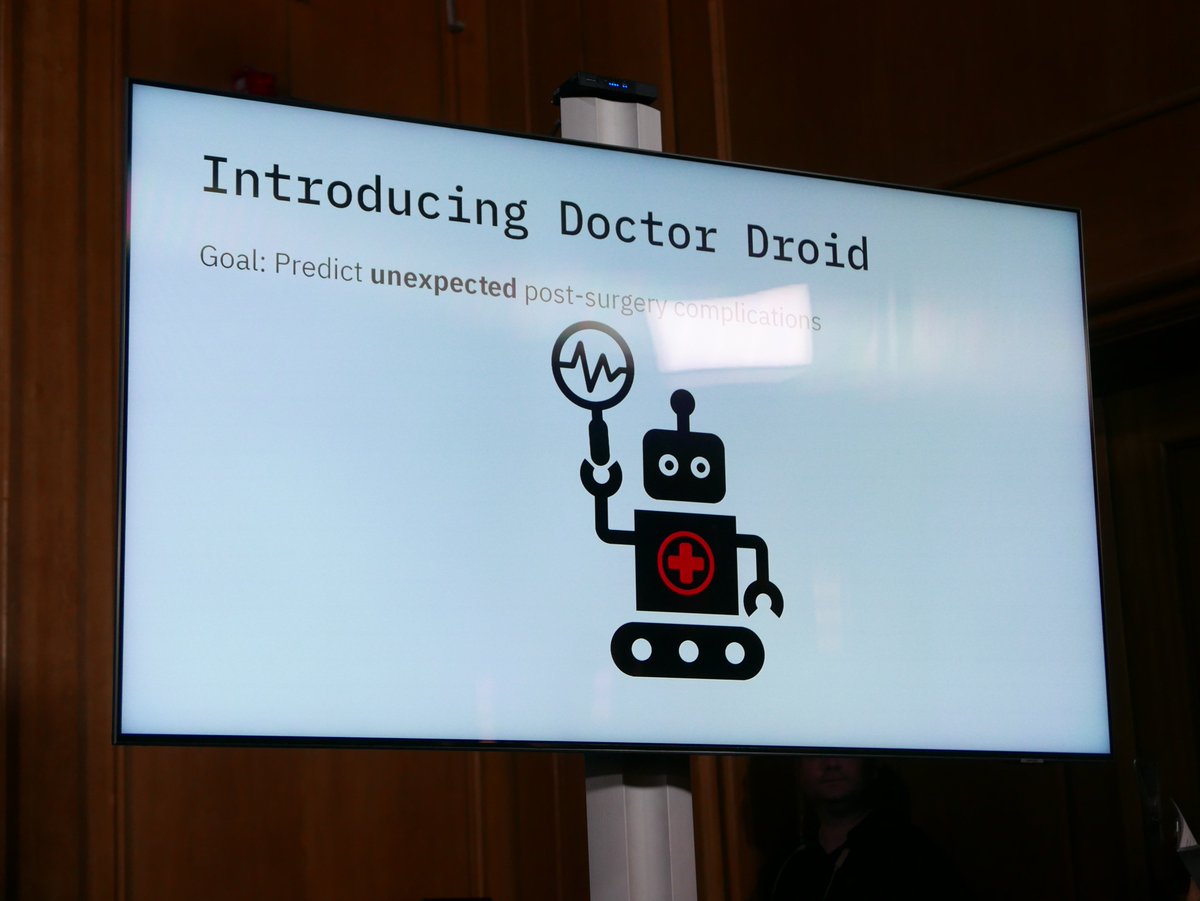vfapharma's tweet photo. Gäb’s einen Preis für den tollsten Titel, Robin van de Water vom Hasso Plattner Institut @HPI_DE hätte Chancen: Er präsentierte “Doctor Droid and the Curious Case of Complication Prevention” für den #BIONNALE #SpeedLectureAward 2022 von @HealthCapitalBB und #vfabio @vfapharma https://t.co/4aBkqfNORg