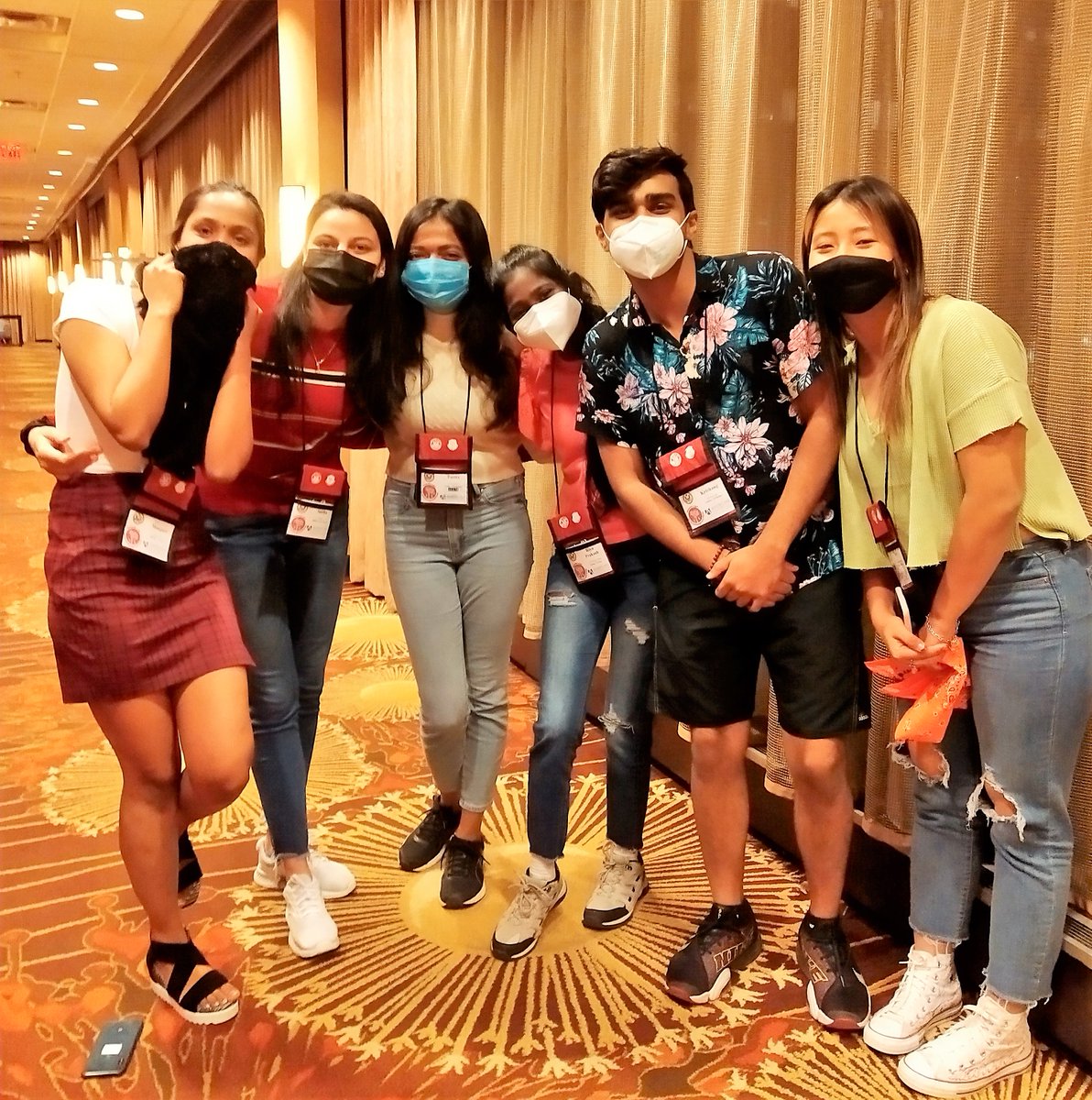 yesprogramnews's tweet photo. Parita from #India shares about her experience being a #CivEdWeek #YESAlumni mentor and how the #KLYES program gave her the confidence to speak to large, diverse audiences. Read more about her CEW experience and reconnecting with her host family: https://t.co/g8hYXcQxYN https://t.co/VsmhMCOzLj