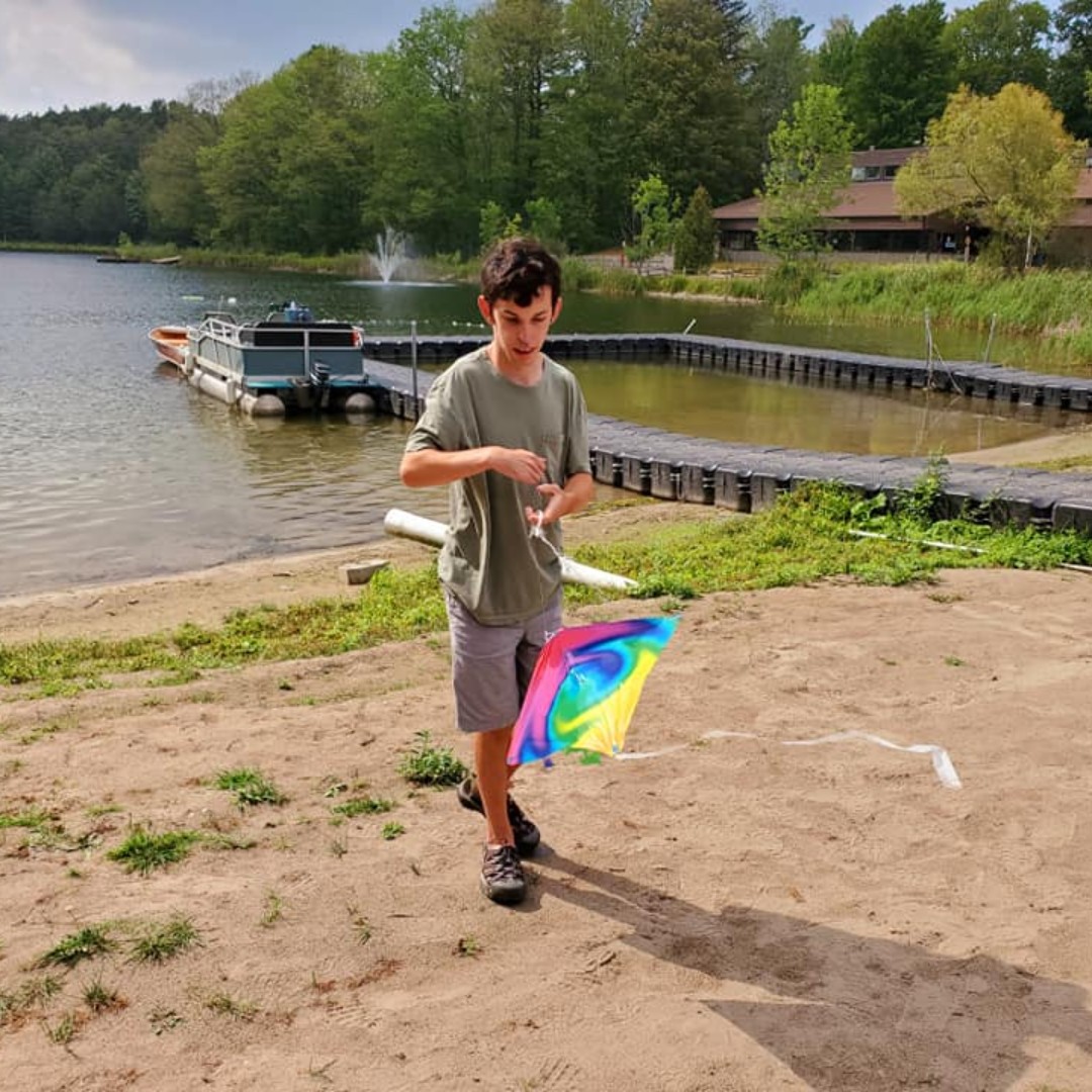 ShadowLakeCtr's tweet photo. Summer season means that Outdoor season is open! 🏖️
Did you know Shadow Lake Centre practices SUN SAFETY?

Don't forget to follow the advices in the last slide to enjoy summer without sunburns. Share them with everybody! 🌞😎

#ScreenMe #SunAwareCamp @screenmeMNC @MelanomaNetwork https://t.co/O3wvVlJ4w5