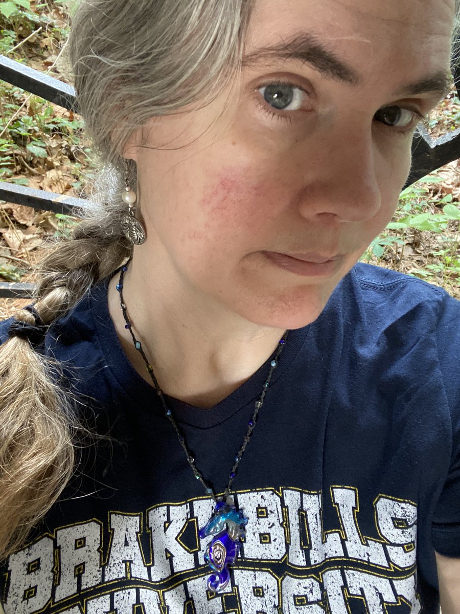 lhskarka's tweet photo. Today’s #jewelryaesthetic is #themagicians. No real reason, it’s just been a while since graduation and I miss the gang. Maybe I’ll send a rabbit. #fillory #brakebills #workingfromwork #lfk https://t.co/oYmT4TDQjw