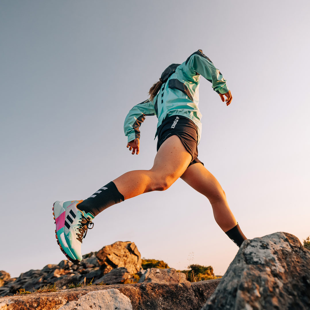 _DirectSports's tweet photo. Get prepared for your next run with some new adidas gear!

Shop now at https://t.co/QuhrCBE1Vx

#adidas #adidasrunning #boston10 #terrex #terrexagravic #solarboost #owntherun #running #runninglife https://t.co/Jr7fDtiOwS