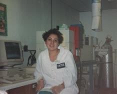 ProjectMosaicCO's tweet image. Me as a chemist in the 90s working for the Oneida tribe testing water and soil for contamination. Ortek Labs. Made some lifelong friends. Most of us were recruited at an @AISES conference. #AISESnerds for life! 🤓🤓🤓🤓#MadScientistHair #NativeScientist