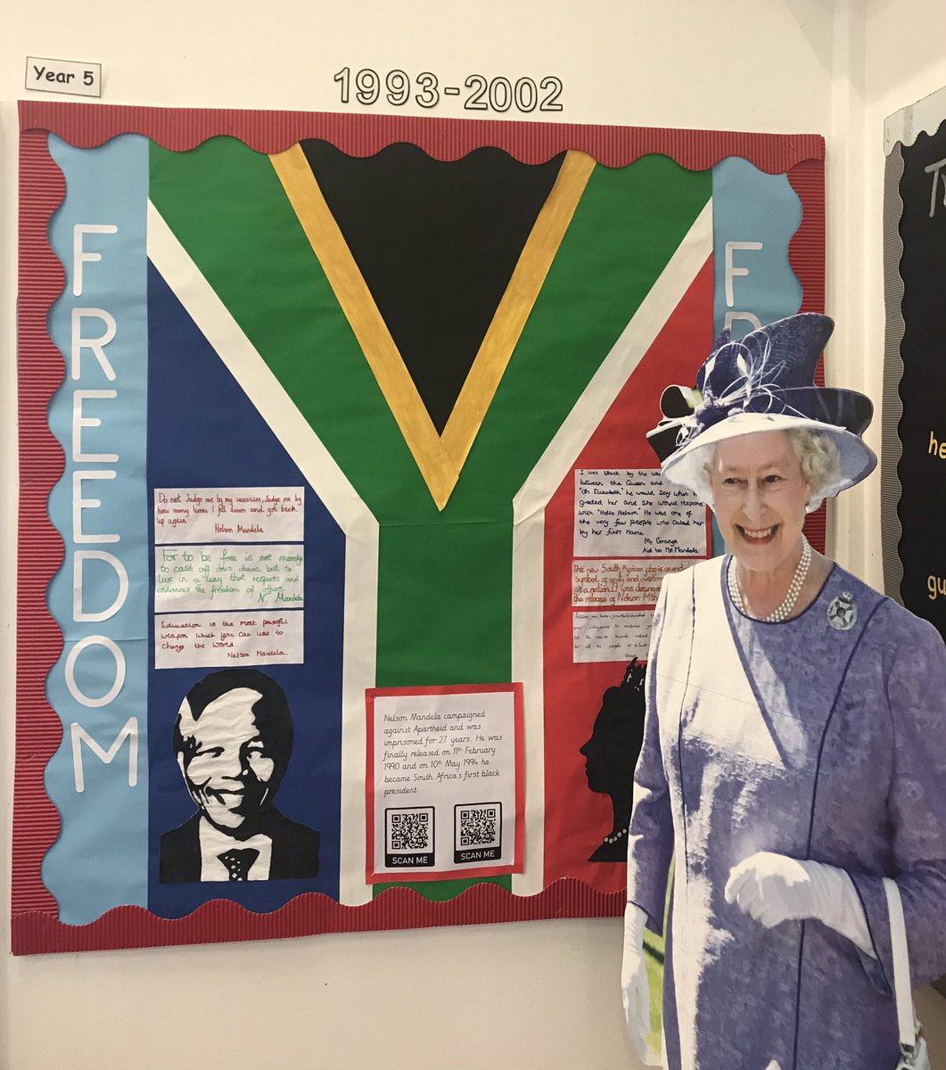 WindermerePS's tweet photo. Her Majesty loved these displays too…look out for more appearances around school over the coming weeks. https://t.co/qsr6uMy8mS