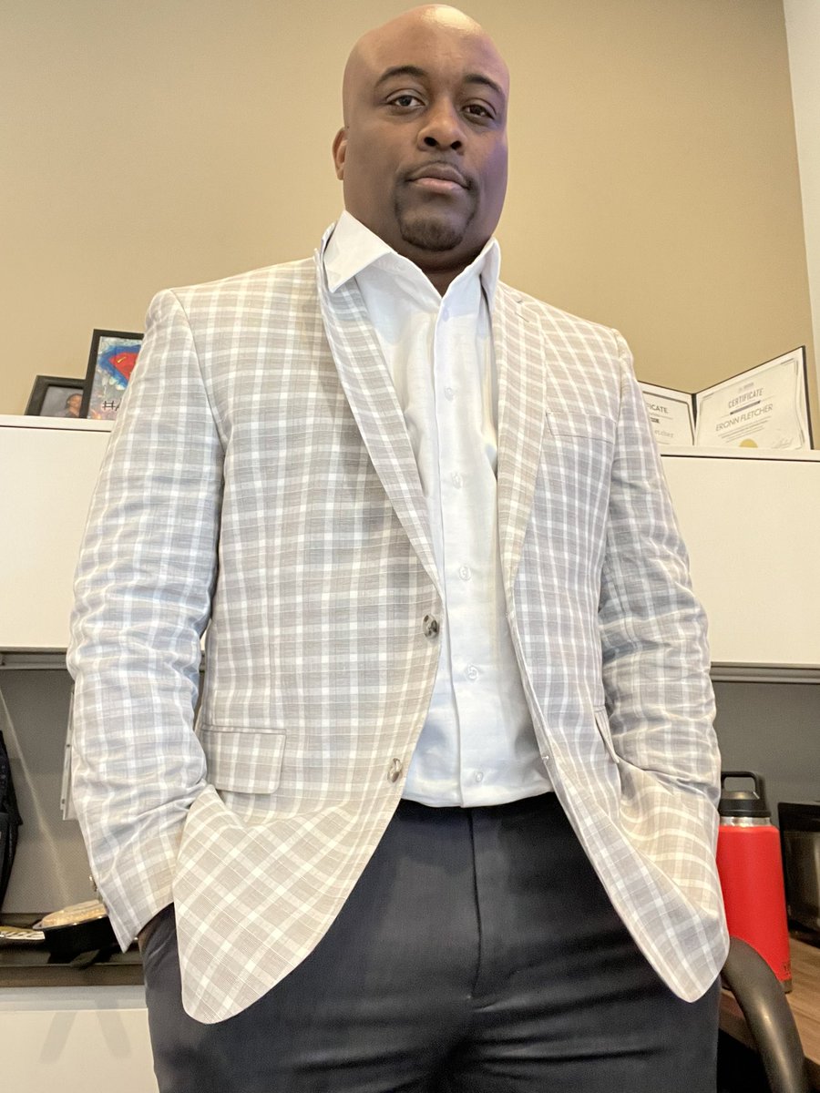 Efletcher10's tweet photo. Sometimes you just gotta put adult clothes on!!! #1Cochran #Meetings #Professional https://t.co/eU1SjU9l3W