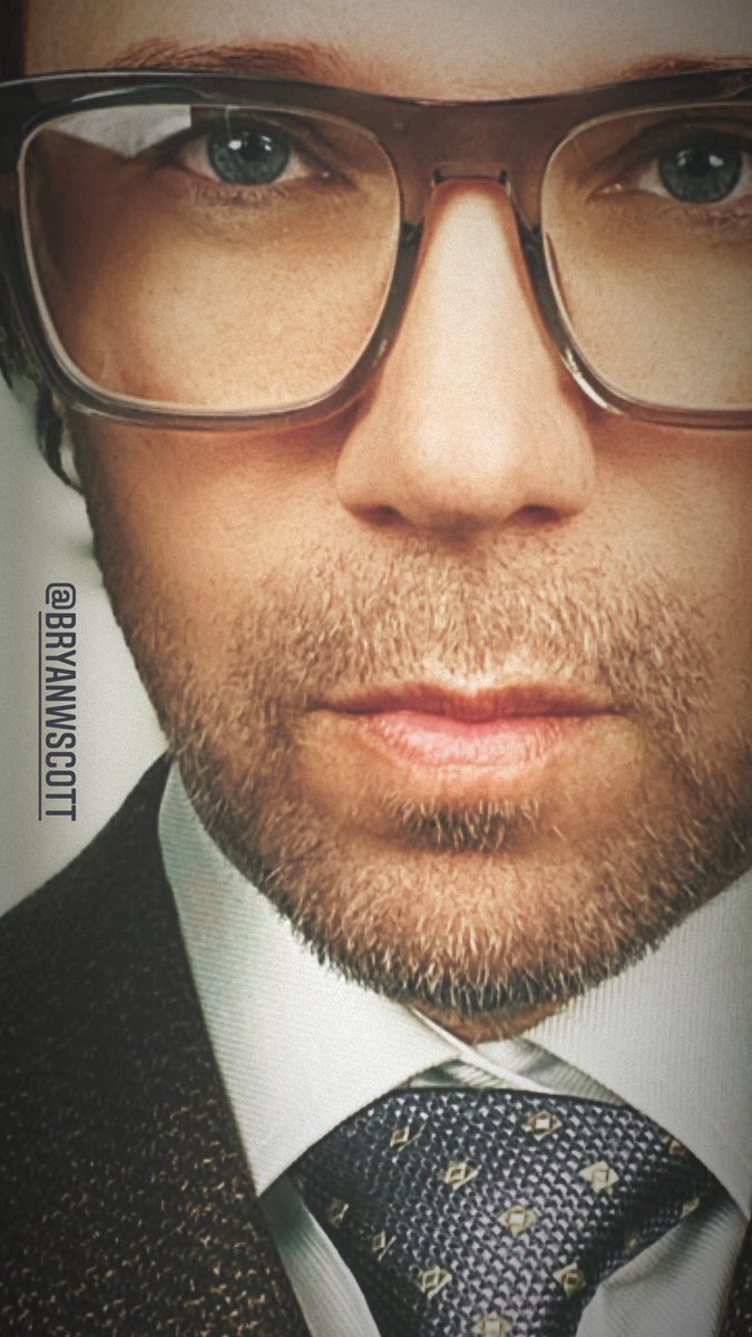 TheBryanWScott's tweet photo. 📸mugshot📸
https://t.co/e2HL0ITvIx
#bryanwscott #officialpage #NewMusic
#culttofollow #unionunderground #theunionunderground #IntoTheFire https://t.co/jU9c3wrQEr