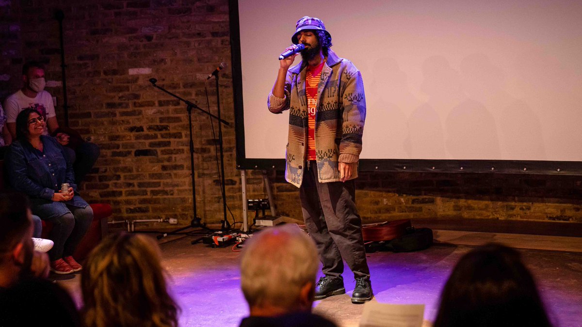 TaraTheatre's tweet photo. ๐คGot plans for Friday? Make #SPOKENSPACE a part of them!
Enjoy a creative, heartwarming & bold night of performance, packed with exceptional wordsmithery & #livemusic.
More about what to expect on the night & SPOKEN SPACE >> https://t.co/ONDmc2BpkG #openmic #spokenword https://t.co/3zhSrrqyYg