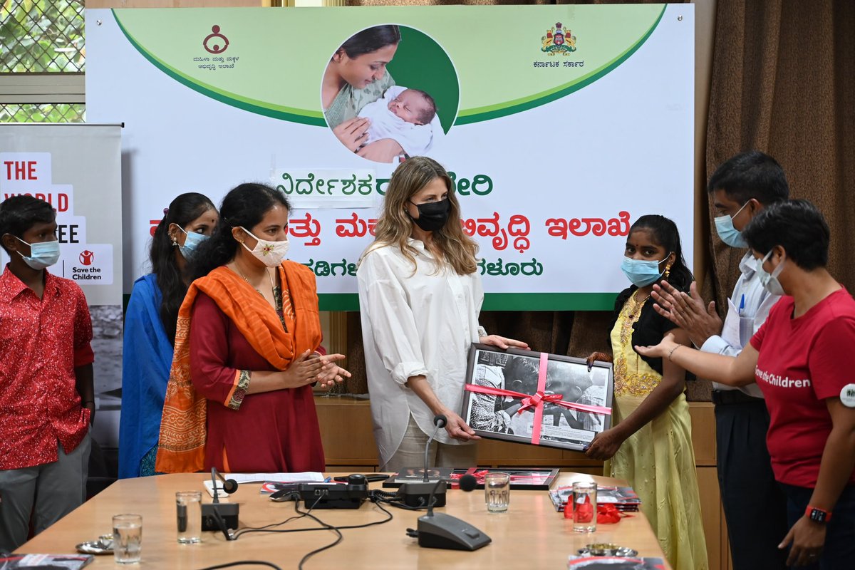 Rupali Goswami (@goswamirupali) on Twitter photo .@stc_india launched #PhotoVoice- a Photo book that captures the life of #Wastepicking community in #bengaluru. Here is our photobook bit.ly/3l0kCrT <a href="/PoojaB1972/">Pooja Bhatt</a> <a href="/SwatiLakra_IPS/">Swati Lakra</a> <a href="/SaamuhikaShakti/">Saamuhika Shakti</a> <a href="/zibijamal/">zibi</a> <a href="/SmileSudarshan/">Sudarshan S</a> <a href="/bbcmaIND/">BBC Media Action India</a> <a href="/CARE/">CARE (care.org)</a> <a href="/WaterAidIndia/">WaterAid India</a> <a href="/labournet/">LabourNet</a> .@stc_india launched #PhotoVoice- a Photo book that captures the life of #Wastepicking community in #bengaluru. Here is our photobook bit.ly/3l0kCrT <a href="/PoojaB1972/">Pooja Bhatt</a> <a href="/SwatiLakra_IPS/">Swati Lakra</a> <a href="/SaamuhikaShakti/">Saamuhika Shakti</a> <a href="/zibijamal/">zibi</a> <a href="/SmileSudarshan/">Sudarshan S</a> <a href="/bbcmaIND/">BBC Media Action India</a> <a href="/CARE/">CARE (care.org)</a> <a href="/WaterAidIndia/">WaterAid India</a> <a href="/labournet/">LabourNet</a>
