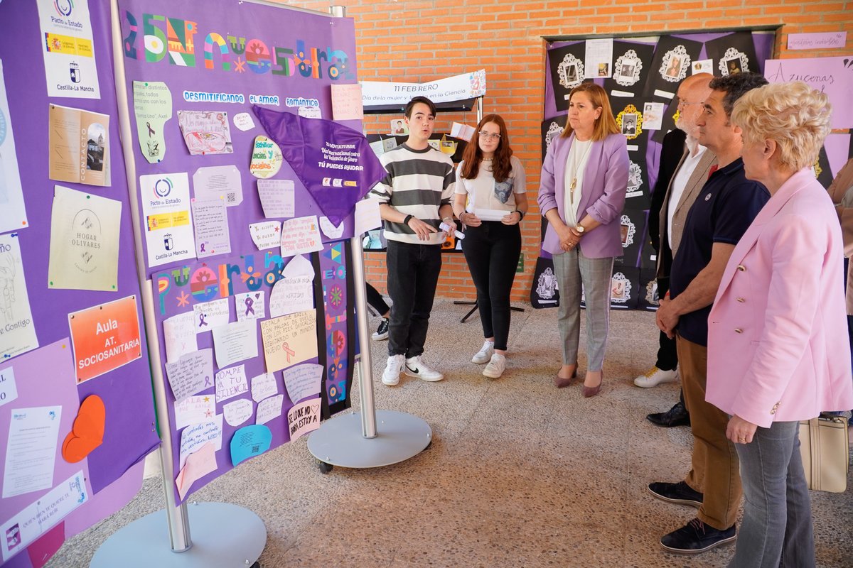 RosanaCLM's tweet photo. El @iesriojucar de #Madrigueras es un centro referente, que desarrolla numerosos programas. Trabajan metodologías #STEAM, iniciativas medioambientales, Carmenta, etc. 

👉https://t.co/5wHnKNY5iD https://t.co/U5cJrAzjdq