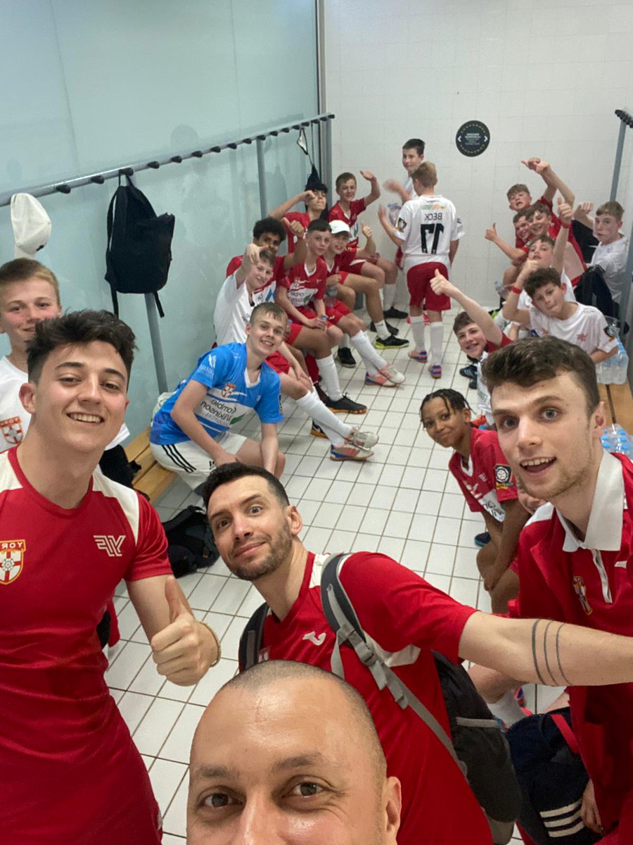 YorkFutsal's tweet photo. ✈️ YORK FUTSAL ON TOUR | SPAIN 2022
DAY 1 - Castellbisbal FS
These moments may have ended but the memories will last forever.
#yorkfutsalmassive
FULL ALBUM: https://t.co/tlTldjZy1z https://t.co/A4ZvY0tsQ1