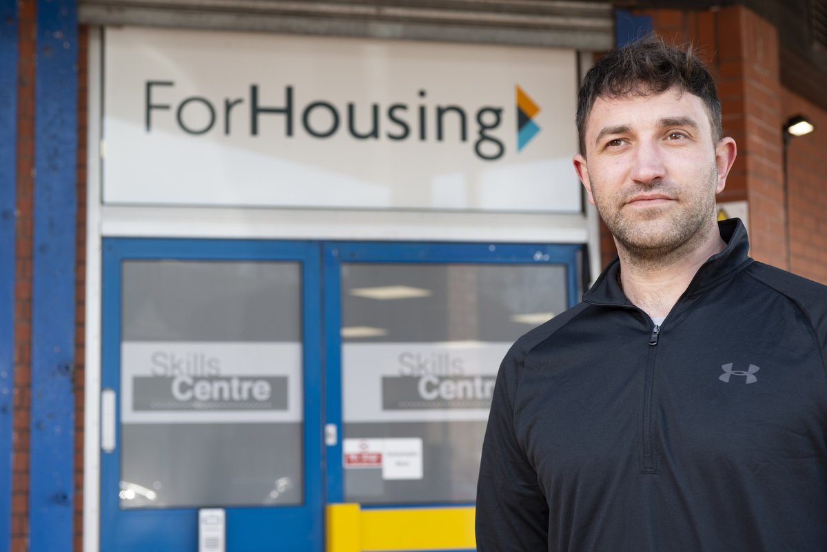 ForHousing's tweet photo. Being open &amp; honest about mental health is key to helping break the stigma surrounding it. Andrew Roles recently shared his experience of how he's channelled his demons to encourage others to speak up about their own mental health. Read Andrew’s story here https://t.co/FuM9ITMtpV https://t.co/BtabLOsOIW