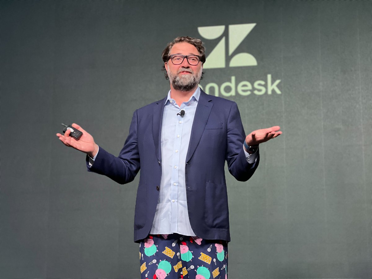 “We are putting conversations at the center of your customer experience because that’s where they belong now.” 

Zendesk CEO and Founder <a href="/mikkelsvane/">Monty Python</a> ushers in a new era of conversational CRM at #ZendeskRelate.