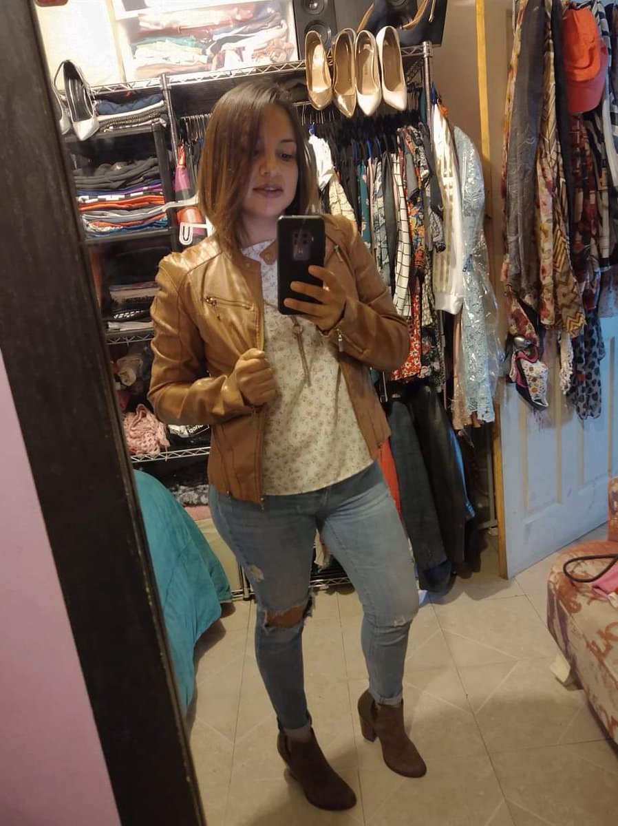 SusyCM17's tweet photo. #casual #siemprelinda https://t.co/1z6NbOWEzY