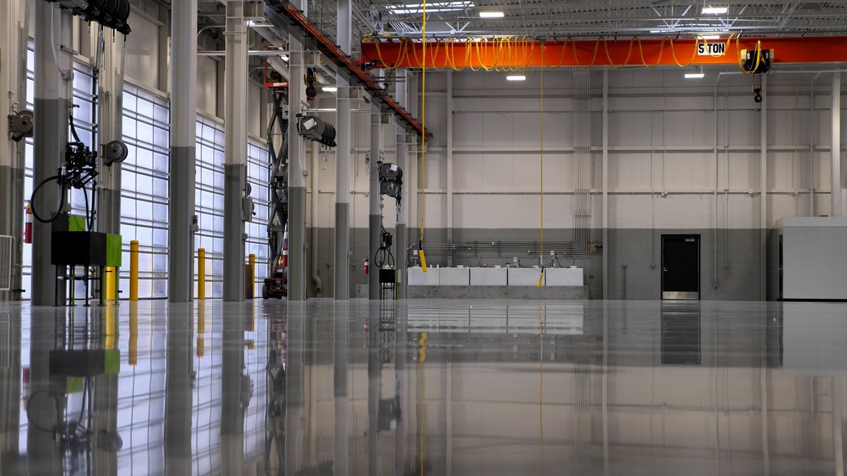 HughesGC1958's tweet photo. Congratulations to @KenworthSalesCo of Ogden winning the 2022 Excellence in Concrete Award project for interior flatwork. Way to go!
#concrete #concretefloors #concretefloorspecialists #nocracks #ACIExcellence #webuildutah #utahconstruction https://t.co/fCIo6WD34X